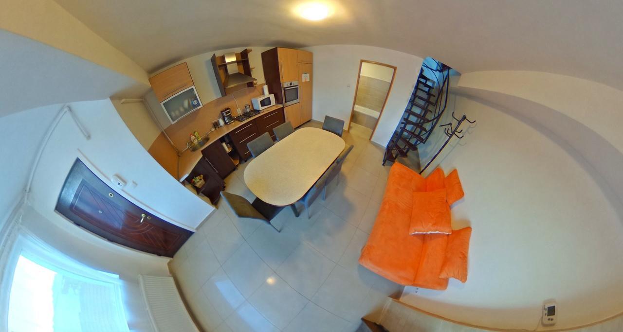 Csikos Apartment Cluj-Napoca Ngoại thất bức ảnh